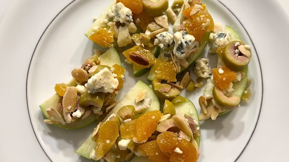 Manzanilla and Gorgonzola Tapas